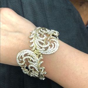 Bridal gold rhinestone bangle bracelet 7”